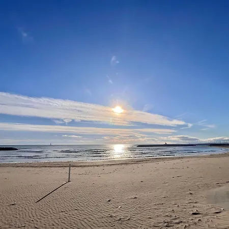 4 Pers, 2 Ch, Climatise, Motte - Fr-1-716-79 Apartment *